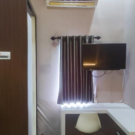 Hotel Reddoorz Syariah Near Sultan Syarif Kasim II Airport Pekanbaru Esterno foto